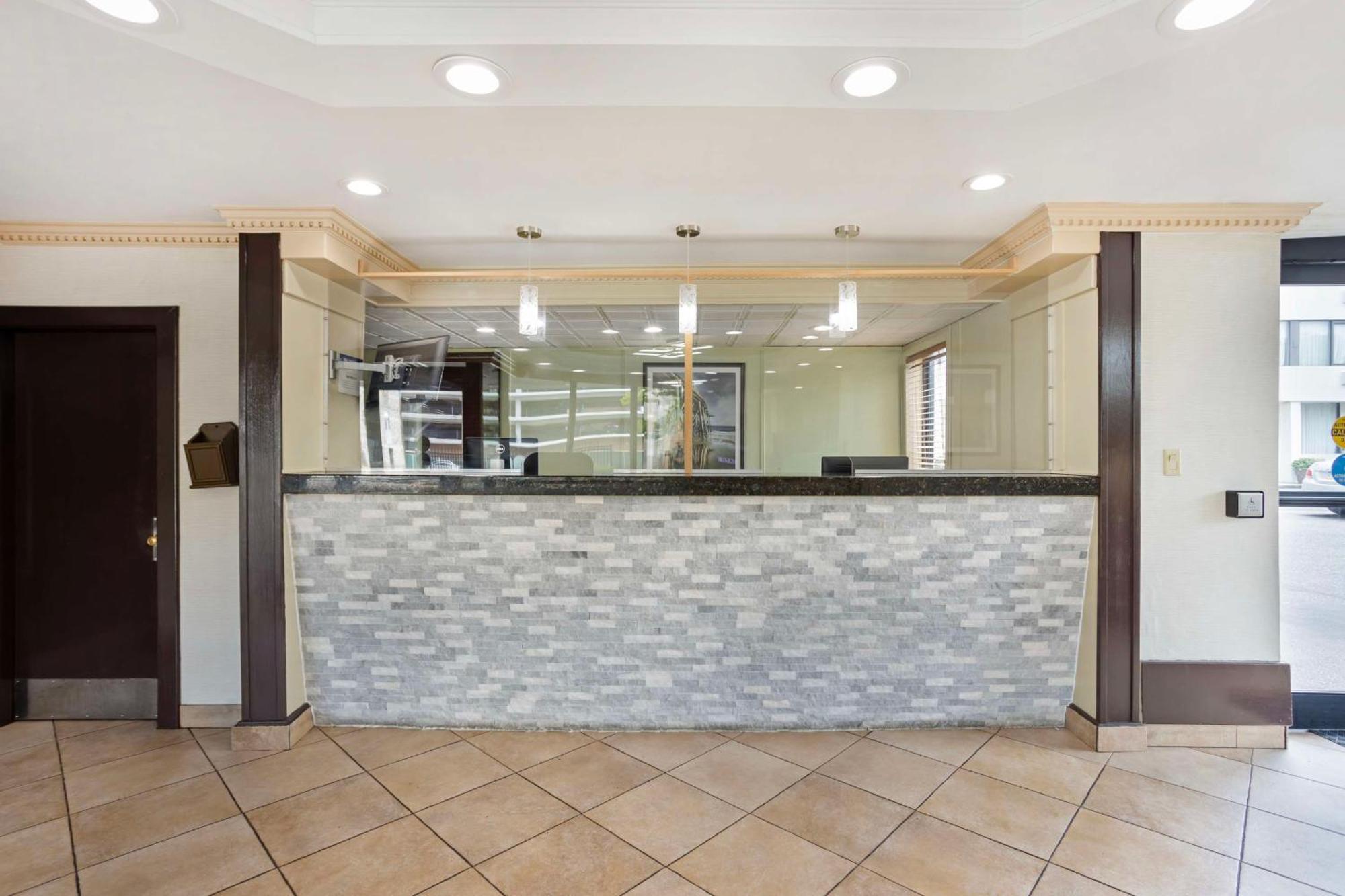 Best Western Atlantic City Beach Block Экстерьер фото